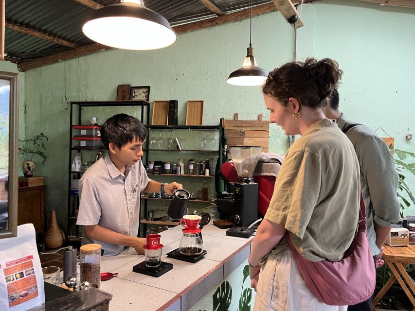 Experience specialty coffee with sustainable coffee farmers - Who should book this coffee activity