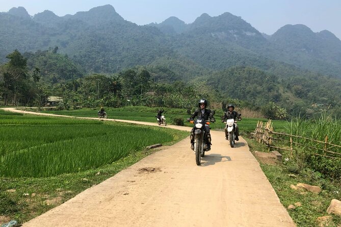 Explore Rice Terrace Pu Luong Ninh Binh Ha Long 4 Days 3 Night - Comfort, group size, and the value of the $490 price