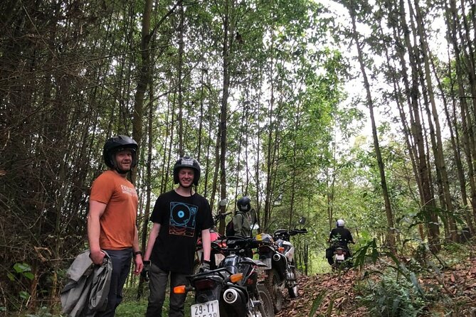 Explore Rice Terrace Pu Luong Ninh Binh Ha Long 4 Days 3 Night - Day 1: Hanoi to Pu Luong and the Thai mountain valleys