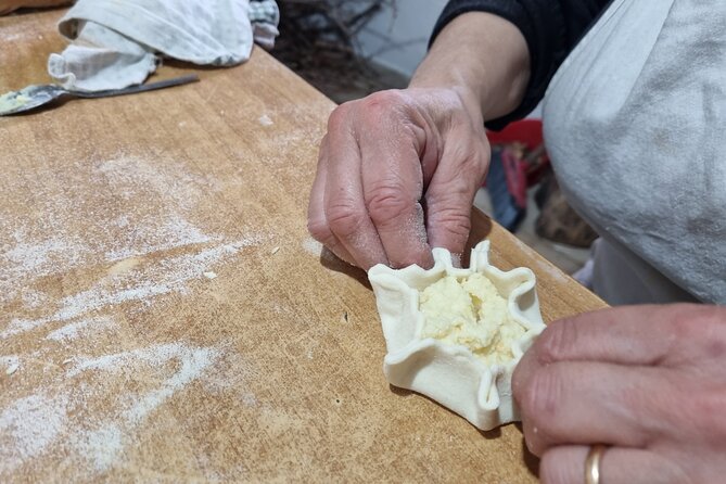 Farm to Table Cooking Experience in a small Village - The road from Alghero through Villanova Monteleone