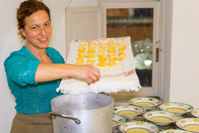 Farm to table dinner in Rome: A trip through Italy - Booking, cancellations, and arrival advice