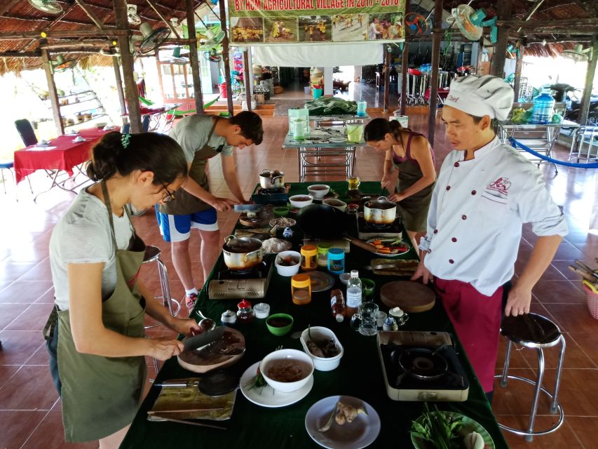 Farm-To-Table Healthy Cooking Class: Half-Day Tour - From Ho Chi Minh City to the organic farm