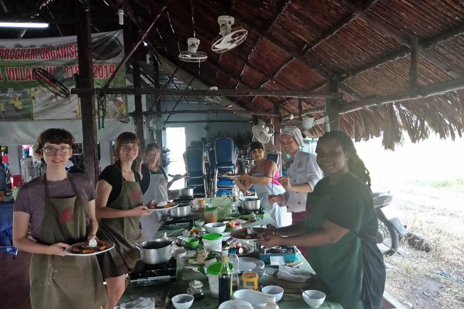 Farm-To-Table Healthy Cooking Class in Ho Chi Minh City - How the group size affects the lesson