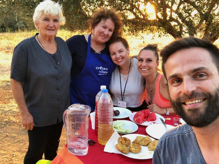 Farm Tour with Cheese-Making, Olive Oil Tasting & Picnic - Why this small farm visit feels different