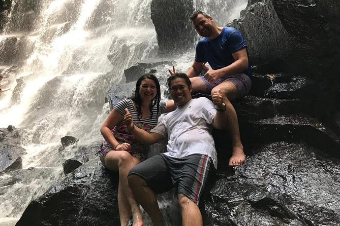 Farmer market, waterfalls, holy spring - All Inclusive - Tirta Empul and the holy-water blessing