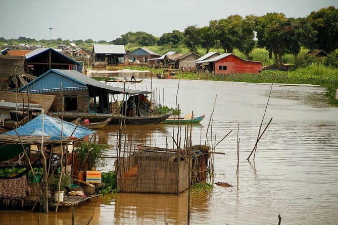 Floating Kompong Pluk Car+Tour Guide + Boat ticket ( Shear Tour ) - Seeing Tonle Sap beyond Siem Reap’s temples