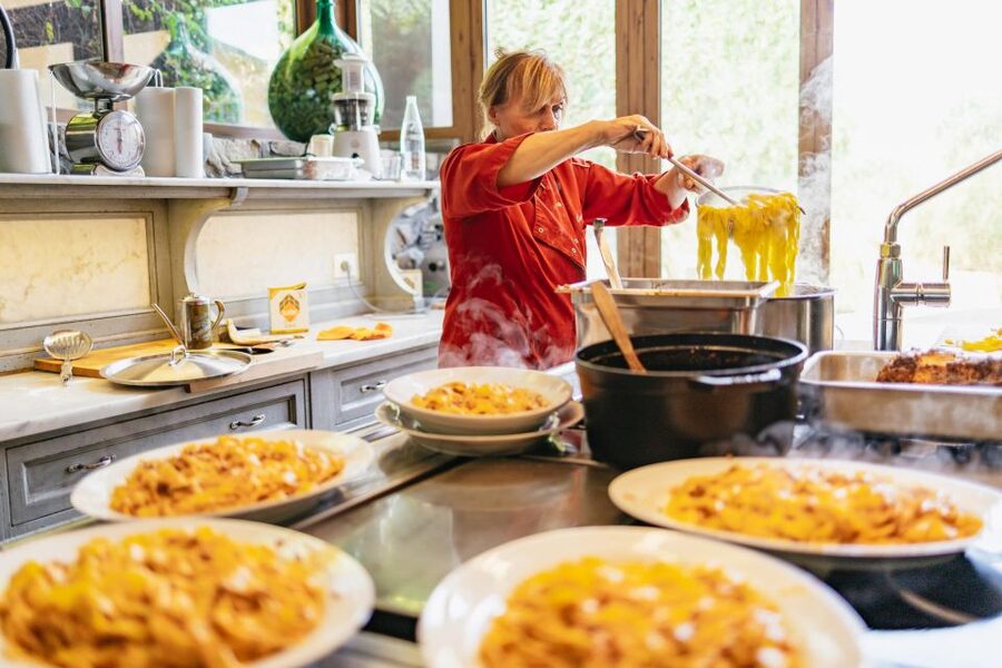 Florence: Cooking Class at a Tuscan Farm & Local Market Tour - Practical limits before you book