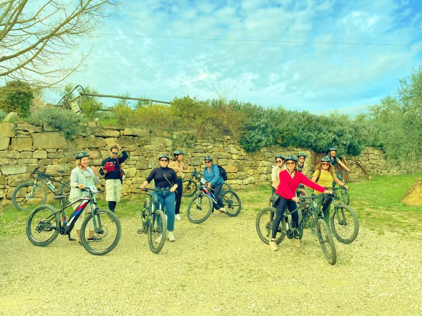 Florence: Country Ebike tour + Wine tasting in organic farm - Leaving Florence for the Tuscan hills