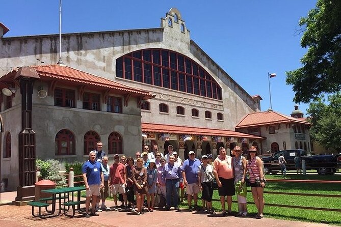 Fort Worth Highlights & Southfork Ranch Combo Tour - A drink stop at the Stockyards Hotel
