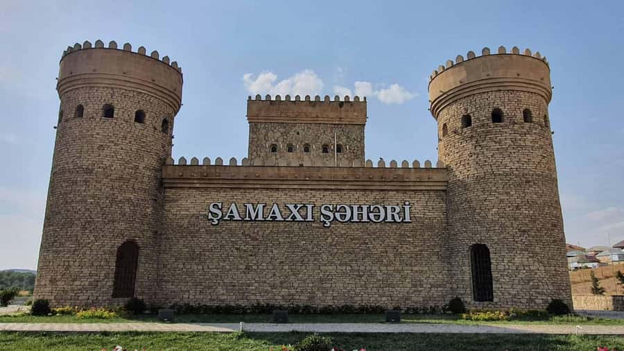 From Baku: Shamakhi City and Alpaca Farm Tour - The Diribaba Mausoleum visit