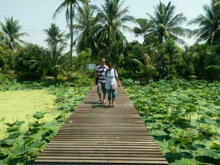 From Bangkok: Mahasawat Canal and farm with Lunch - The guides make the difference