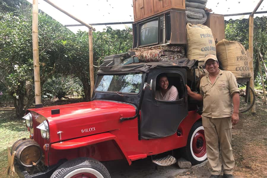 From Bogotá: Coffee Farm Experience Private Day Tour - Orchids, birds, and the colonial house