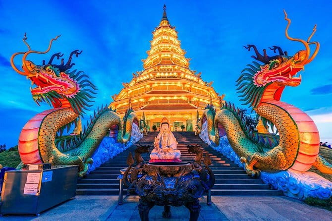 From Chiang Rai: 3 Temples, Golden Triangle Tour, Tea Plantation - Chui Fong Tea Plantation changes the pace