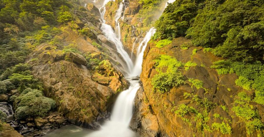 From Goa: Dudhsagar Waterfalls & Plantation Tour - Why Dudhsagar works as a day away from the beaches