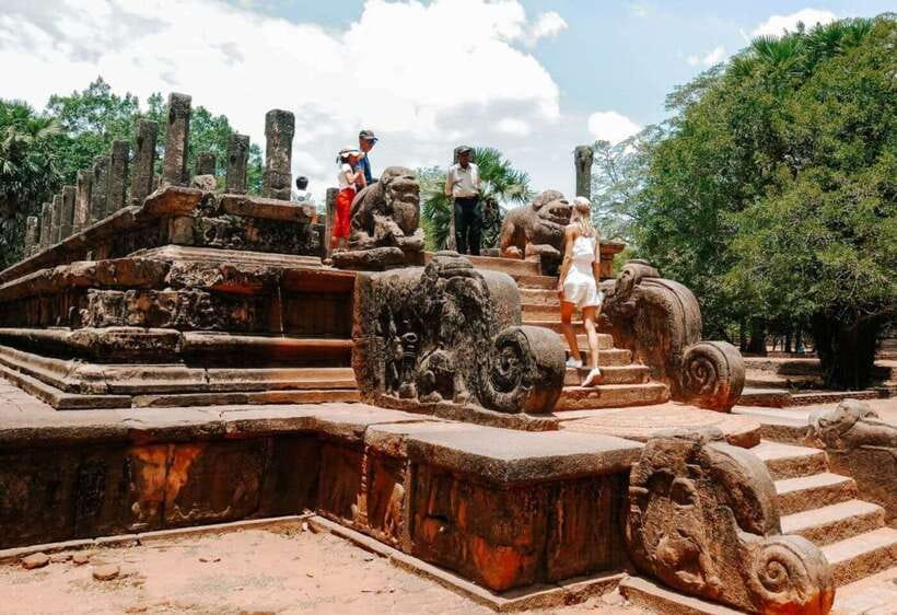 From Kandy : Polannaruwa ancient city with Farmers Lunch - Why Polonnaruwa is worth the long ride