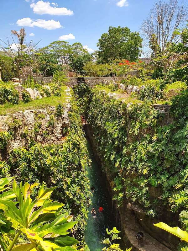 From Mérida: Visit an emblematic hacienda, enjoy its cenote - Guide service and the human touch