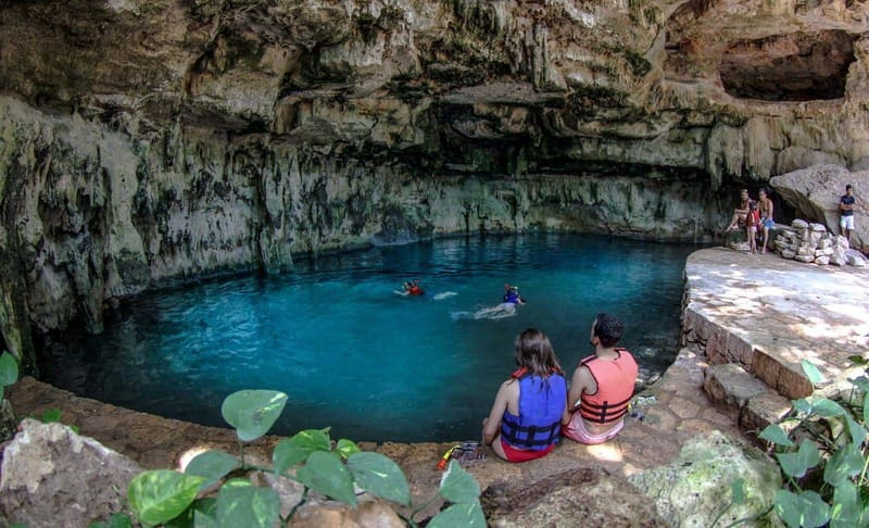 From Mérida: Visit an emblematic hacienda, enjoy its cenote - Packing for the cenotes and hacienda