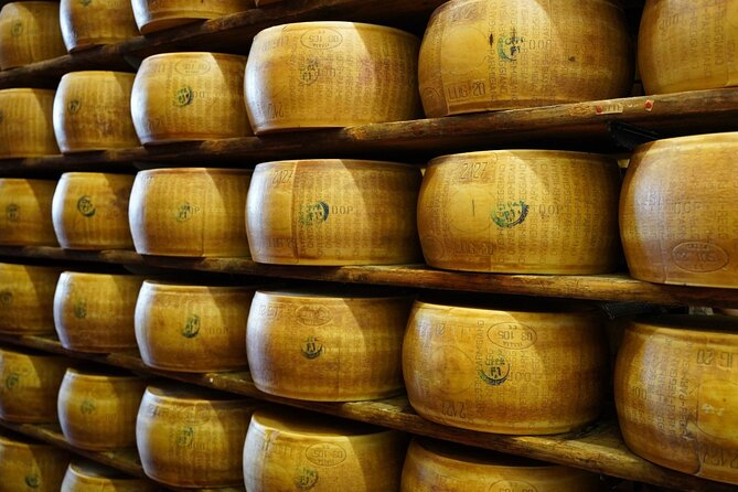 From Parma: Parmigiano Reggiano Farm Tour & Tasting with Transfer - The Guides Make a Real Difference