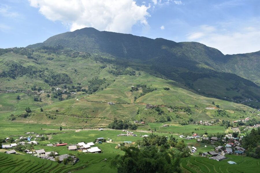 From Sapa: 1-Day Trekking through Terraces Rice Fields - Leaving Sapa for the Muong Hoa Valley