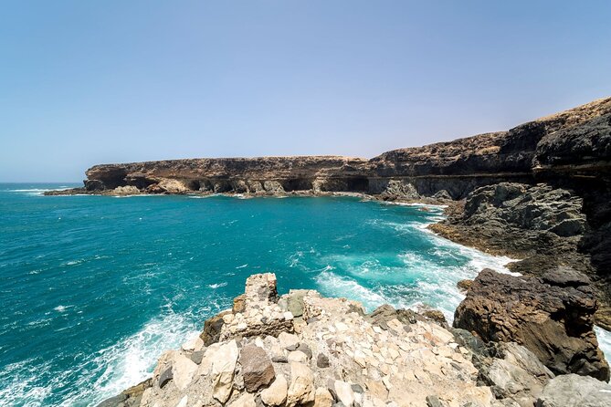 Fuerteventura Villages Caves and Farm Tour with Lunch from North - Pajara and its Aztec-style church façade