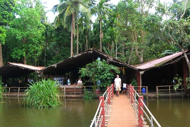 Full-Day Goa Shore Excursion Including Lunch at Spice Plantation - Mangesh Temple and the seven-story lamp tower