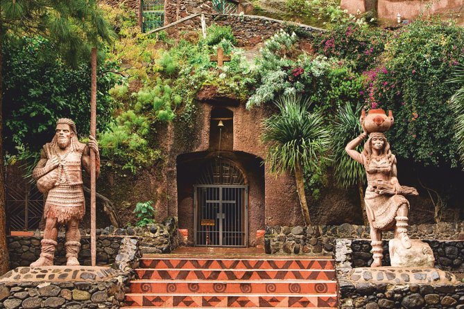 Full-Day Tour Exploring History, Nature and Aloe Vera Farm - A broad look at Gran Canaria in one long day