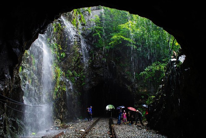 Full-Day Tour Old Goa Dudhsagar Falls and Spice Plantation - Mollem National Park and the rough jeep transfer