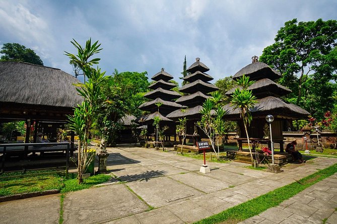 Full-Day Tour to Water Temples and UNESCO Rice Terraces in Bali - Luhur Batukaru, the quieter temple on the volcano slope
