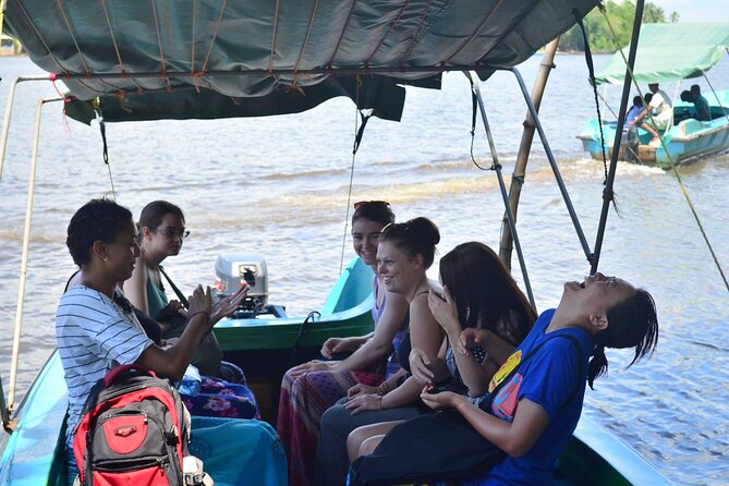 Galle Day Tour with River Safari, Tea Plantation & Sea Turtle - Tea plantation and factory: a local product in context