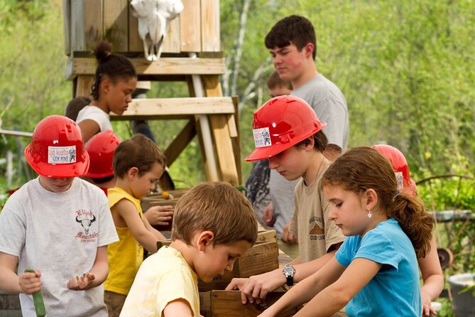 Gem Mining and Goat Farm Walking Tour in Hendersonville - Turning a Rock Hunt into a Farm Visit