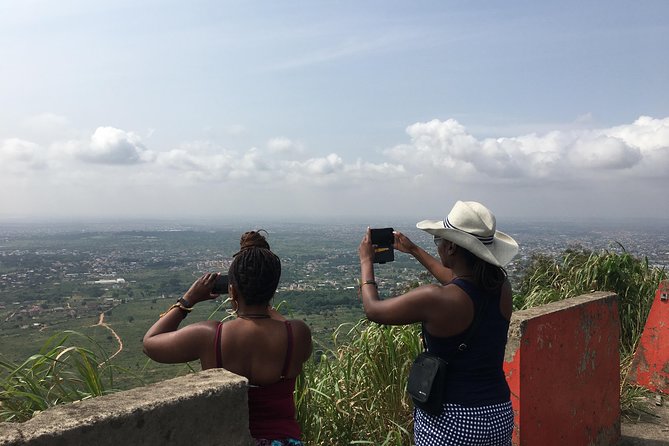 Ghana Eastern Explorer - Boti Falls, Aburi Gardens & Tetther Quarshie Cocoa Farm - Who Will Get the Most From This Tour