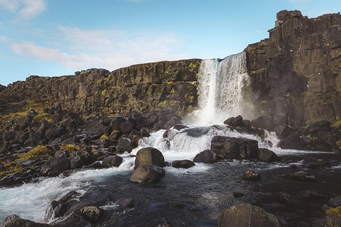 Golden Circle Tales, Tomato Farm & Kerid – Small Group from RVK - Transport, timing, and pickup from Reykjavik