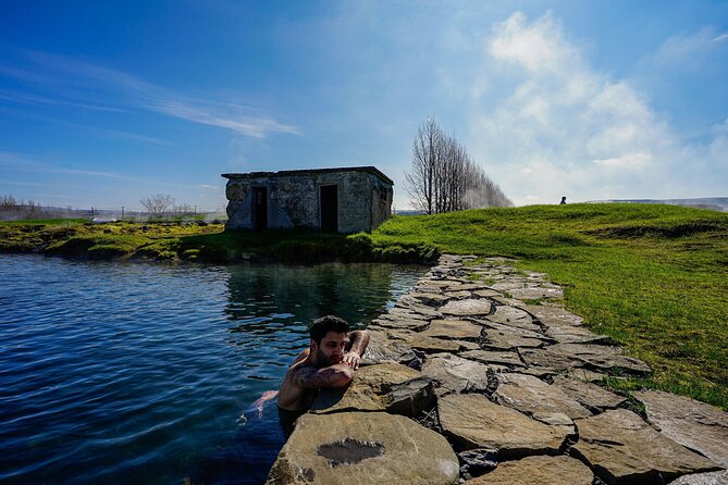 Golden Circle with Tomato Farm Lunch & Secret Lagoon Bathing - Why a Group of 14 Matters