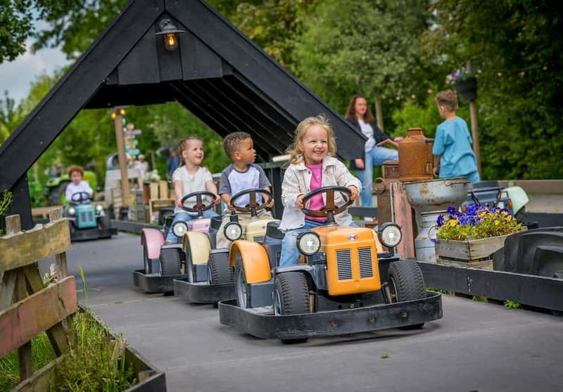 Groot-Ammers: Adventure Farm Molenwaard Entry Ticket - Pancakes and the practical food stop