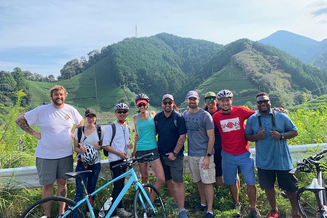 Guided Bike Tour to a Green Tea Farm in Shizuoka (not e-bikes) - Tea in a 150-year-old house