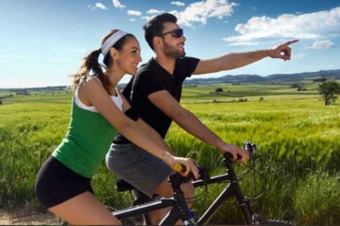 Guided Farm and Wine Country Bike Tour in Mattituck NY - Finishing at a Jamesport vineyard