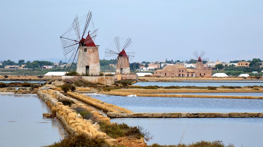 Guided tour of the Marsala Salt Pans and salt harvesting - Starting inside the Infersa Mill