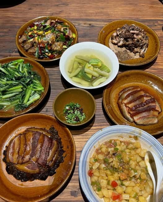 Guilin Longji: Rice Terrace with Oil-Tea Demo & Zhuang Lunch - The guide can shape the whole experience