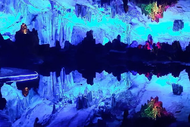 Guilin Reed Flute Cave and Longji Rice Terraces Private Day Tour - Huangluo explains the Yao connection