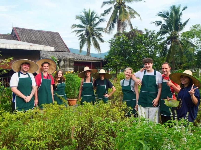 Half-Day Thai Cooking Class on a Local Farm Near Chiang Mai - Seasonal fruit picking adds a welcome change of pace