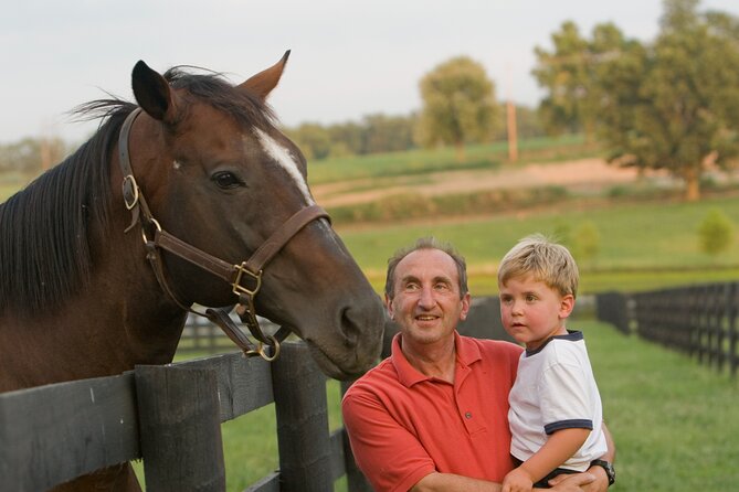 Half-Day Thoroughbred Horse Farm Tour in Kentucky - Starting at the Thoroughbred Heritage Visitors Center