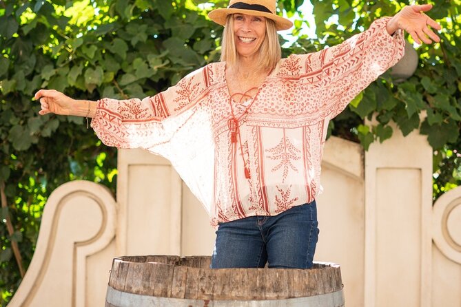 Harvest Like a Local: Grape Stomping with Wine Pairing Lunch - Why grape stomping makes this Pompeii visit different
