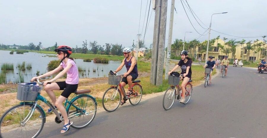 Hoi An : Eco Farming Bicycle Tour and Basket Boat Ride - From Hoi An to the rice fields