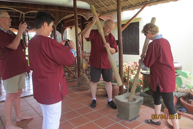 Hoi An Farming and Fishing life Experience Tour - River travel and the bamboo basket boat