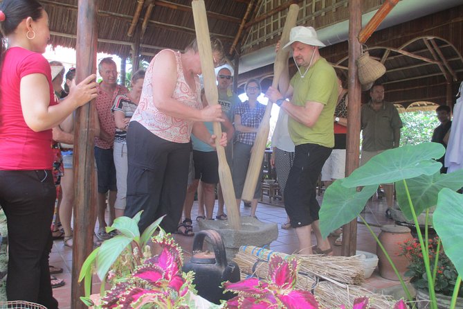 Hoi An Farming and Fishing life Experience Tour - Fishing with local people