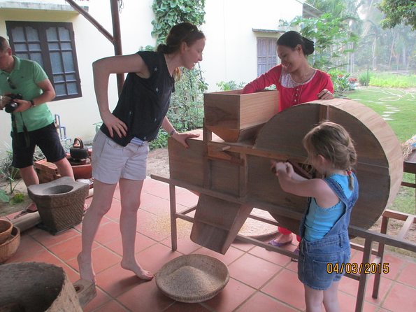 Hoi An Farming and Fishing life Experience Tour - What the private format adds