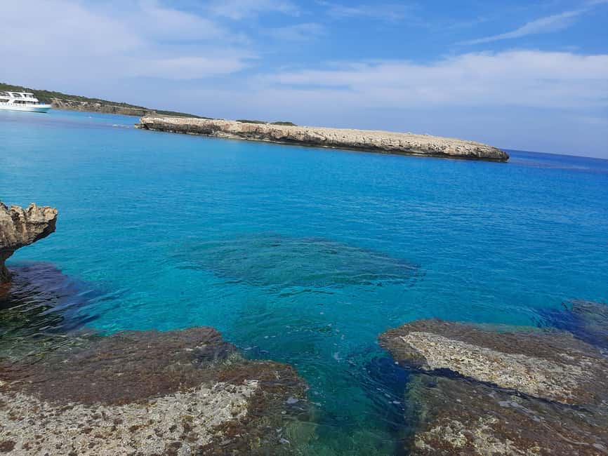 Jeep safari in French, English to Akamas, Gorge, Donkey Farm - Why this jeep safari works for Akamas