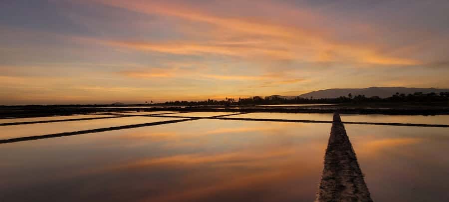 Kampot Countryside include Pepper farm, Salt field & Lake - How good is the $16 value?