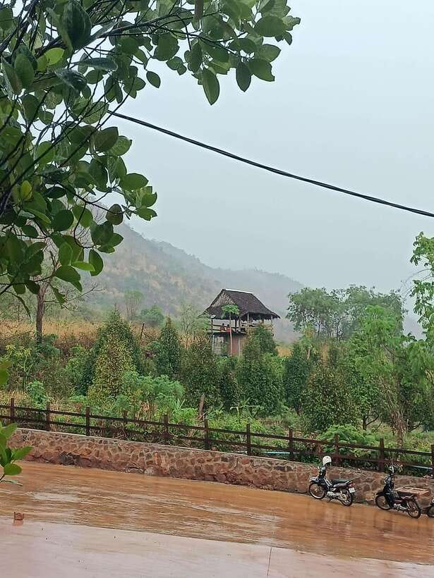 Kampot: Full-day Countryside Tour with Pepper Farm and Kep - Phnom Chhngok, a cave temple with real historical weight