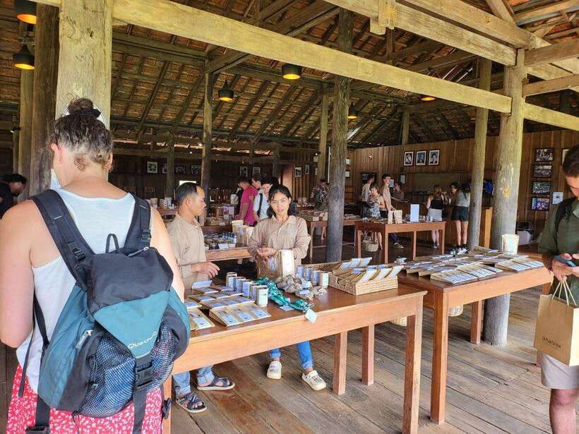 Kampot Pepper Farm, Salt Fields, Cave from Sihanoukville - Kampot pepper and the farm visit